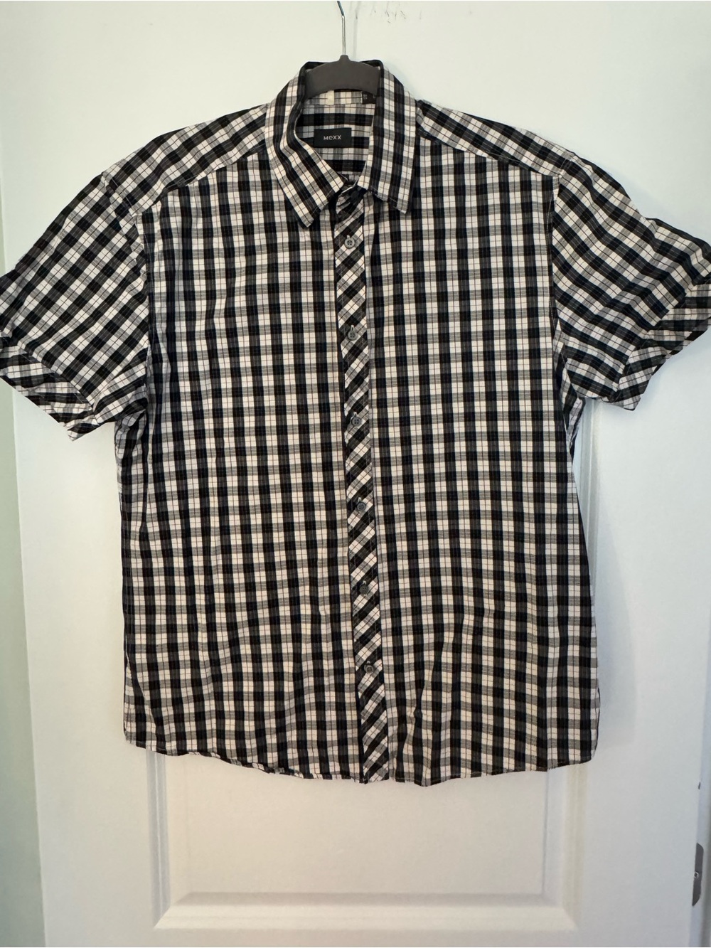 Mexx Black and White Plaid Short-Sleeve Button-Down Shirt